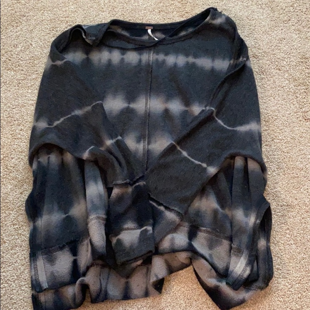 Free people sweatshirt